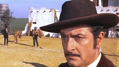 Cine - Una larga fila de cruces
