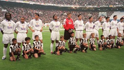 11 Copas de Europa blancas