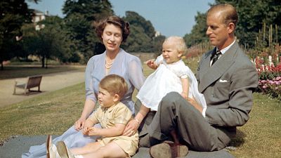 Los Windsor: en las entrañas de la Dinastía real - Amor o deber