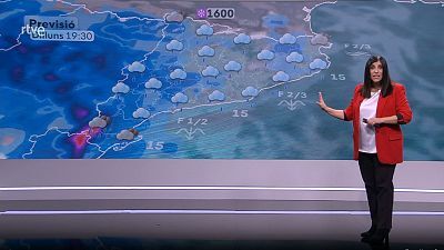 Dilluns de núvols, pluja (abundant a l'Ebre), neu, vent, mala mar i fred