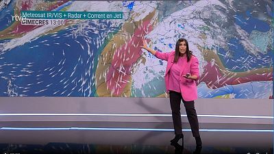 – La nevada afluixa. El vent i el temporal de mar, encara no