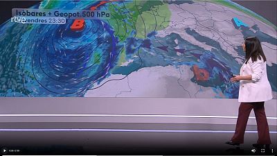 Prepareu: paraigües, jaquetes i els més petits, botes d'aigua per saltar tolls
