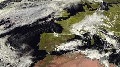 Chubascos con tormentas en Aragón, litoral mediterráneo y Baleares
