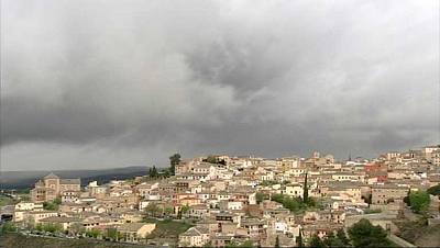 Chubascos fuertes en Andalucía y nuboso en casi toda la península