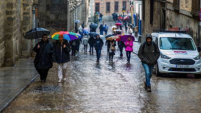 Cielos cubiertos en casi toda España y precipitaciones persistentes