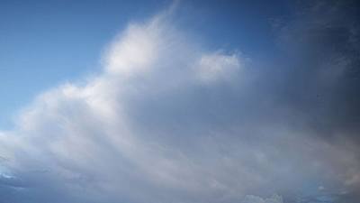 Cielos nubosos en el cantábrico y poco nubosos en el resto del país
