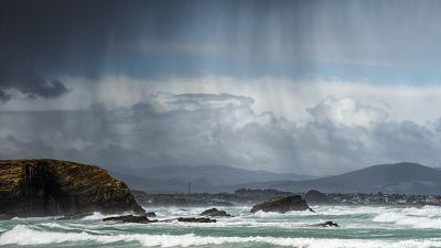 Cielos nubosos y precipitaciones durante todo el día en Galicia, el Cantábrico y los Pirineos