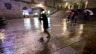 Descenso generalizado de las temperaturas y lluvia fuerte en Galicia
