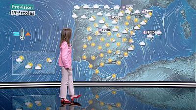 Intervalos de viento fuerte y rachas muy fuertes en zonas de montaña de la mitad norte, amplias zonas de la mitad este peninsular, Ampurdán, Melilla y Baleares