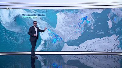Nevadas en mitad norte peninsular; Sistema Central, Sistema Ibérico, meseta Norte, Alcarria de Guadalajara y Pirineos