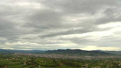 Nuboso con precipitaciones en Galicia, zona atlántica y Pirineos