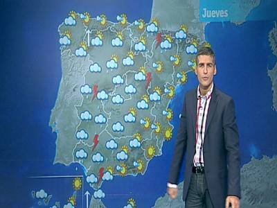 Posibilidad de chubascos localmente fuertes en el Pirineo, interior de Cataluña y Andalucía.
