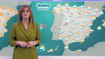 Precipitaciones fuertes y con tormentas en el entorno del Estrecho y mar de Alborán