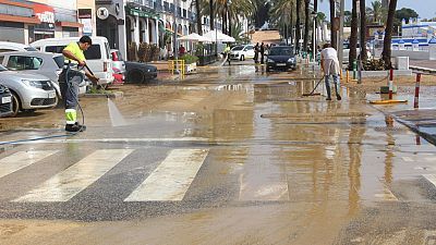 Un frente deja lluvias intensas en Canarias y el frío irrumpe en la Península