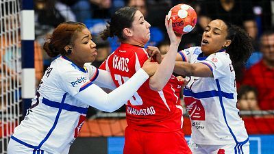 Balonmano - Campeonato de Europa Femenino. Main Round Hungría - Francia