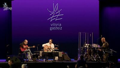 Festivales de verano - 48º Jazz Vitoria Gasteiz: Al Di Meola Acoustic Trio