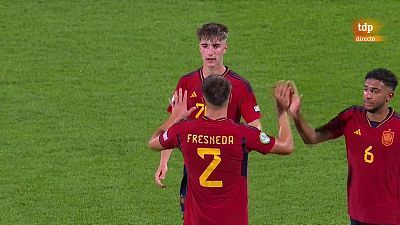 España empata ante Noruega y pasa a semifinales del Europeo sub-19 como primera de grupo