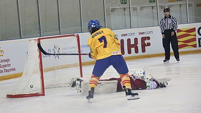 Hockey Hielo. Campeonato del mundo femenino: España - Letonia