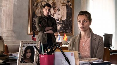 T2 - Episodio 1: El buey y la mujer de tu pueblo tienen que ser (Primera parte)
