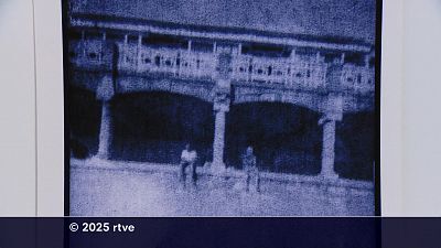 2 - 10-04-2025
