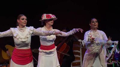 Concha Casatejada y su compañía flamenca