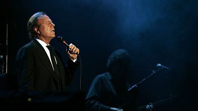 T6 - Papá cumple 80 años - Julio Iglesias (Parte 2)