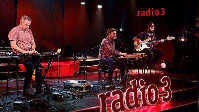 Los conciertos de Radio 3 - Eladio y los seres queridos