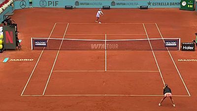 Tenis - WTA Mutua Madrid Open: Viktoriya Tomova - Alexandra Eala