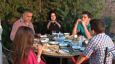 Desayuno con familias en Ramadán. Cena Ramadán