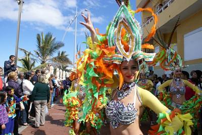 Carnaval a ritmo isleño