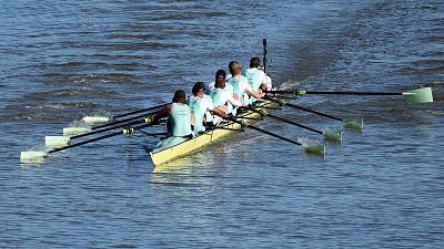 Remo - Regata Oxford - Cambridge prueba femenina  y masculina