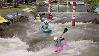 Copa del Mundo Slalom. Finales Kayak Cross Femenino y Masculino