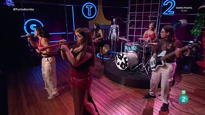 Iván Morales, Anna Alarcón, Les que faltaband i teatre