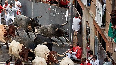 Los Miura protagonizan un último encierro peligroso con tres heridos por asta