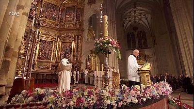 Semana Santa 2025 - Santos Oficios: Triduo Pascual. Celebración de la misa de la Vigilia Pascual en la resurrección del Señor