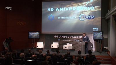 Shalom cumple 40 años