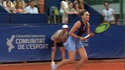 WTA Internacional de Valencia. 2ª Semifinal: Xinyu Gao - Nuria Parrizas Diaz