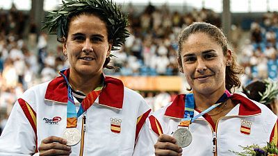Conchita Martínez y  Virginia Ruano ganan la medalla de plata en los Juegos Olímpicos de Atenas 2004