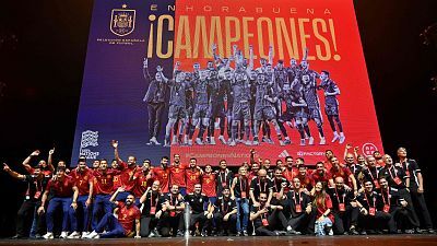 La selección española celebra el título de la Nations League en el Wizink Center