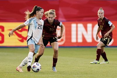 Fútbol - UEFA Women's Nations League: Bélgica - España