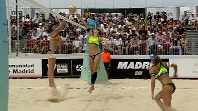 Voleibol Playa - World Tour femenino 3º y 4º puesto: Klinger/Klinger - Orsi Toth/Orsi Toth