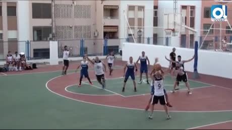 Temporada 3 Número 780 / 07/03/2017 Nuevo club de baloncesto