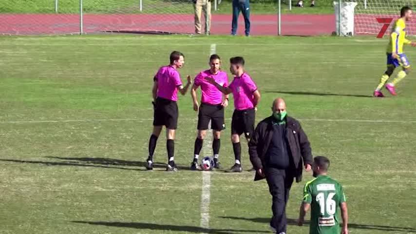 Temporada 3 Número 61 / 201206 FUTBOL CD ROTA - CONIL CF