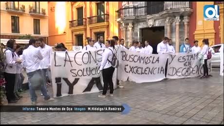 Temporada 1 Número 462 / 03/03/2015 Protesta Cónsula