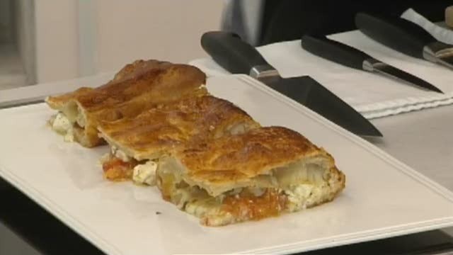 Empanada de tres queixos con tomate - 08/09/2016 10:30