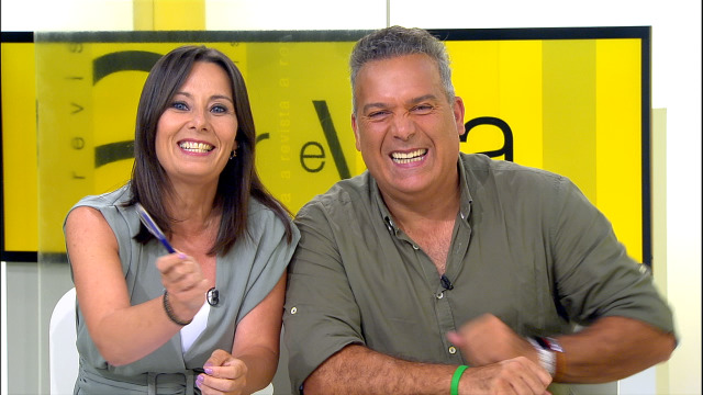 Paco Lodeiro tamén tivo a súa mañá. Bailou, emocionouse e case cantou en 'A revista' - 30/07/2019 12:10