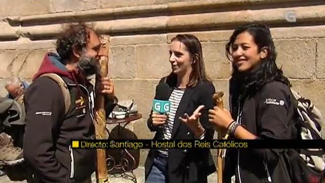 Recibimos a Tonhito de Poi e Lucía Pérez na Praza do Obradoiro - 29/04/2017 13:00