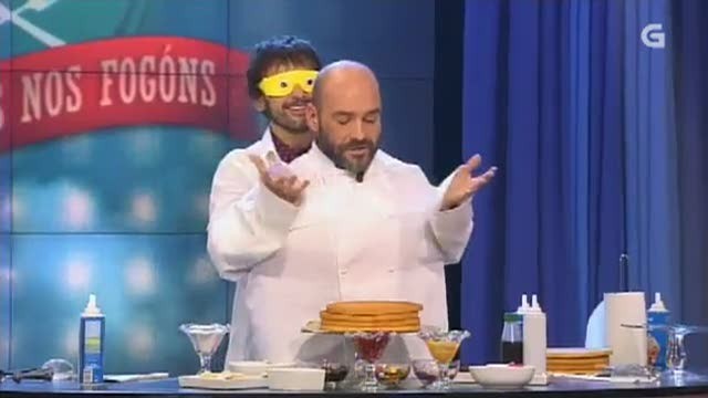Federico Pérez e Xosé Barato compiten por facer a torta máis bonita - 13/01/2016 22:00