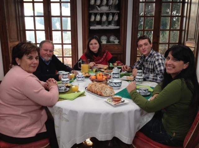 Bacallau ao forno con grelos / Magdalenas de chocolate con crema de café - 26/03/2015 22:00