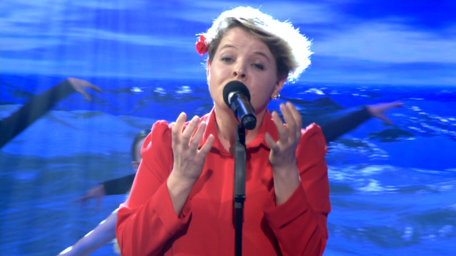 Chiña interpreta 'Como unha onda' nos Recantos de 'Luar' - 28/11/2020 00:47